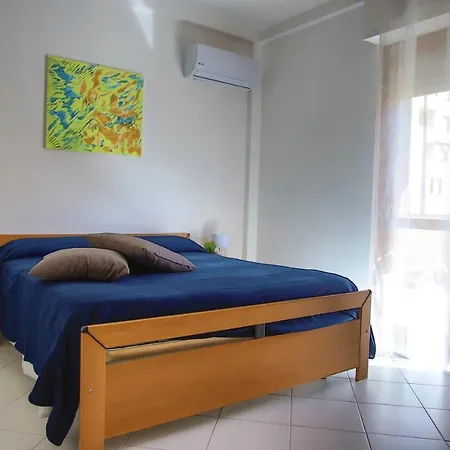 Artist Alguerhouse * 阿尔盖罗