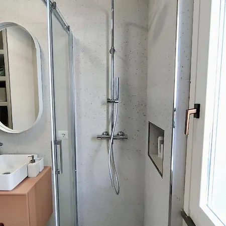 度假居 Artist Alguerhouse 阿尔盖罗